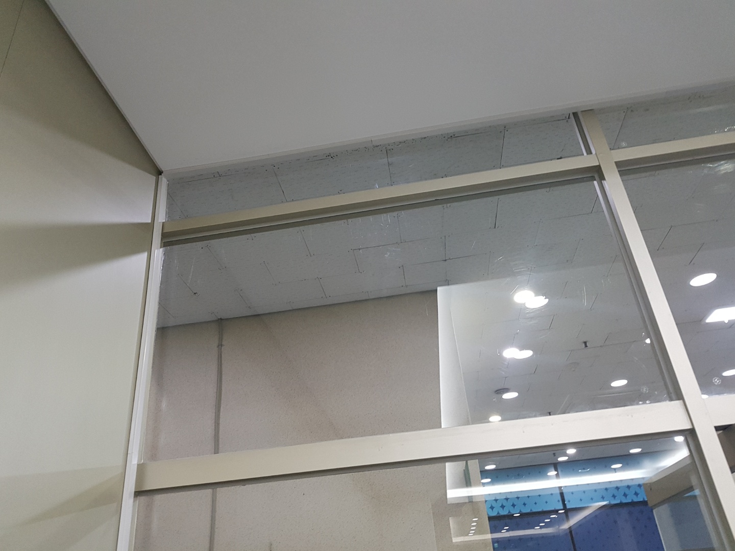 야탑동 EPS실에서 사무실로 1회선 구축!!!